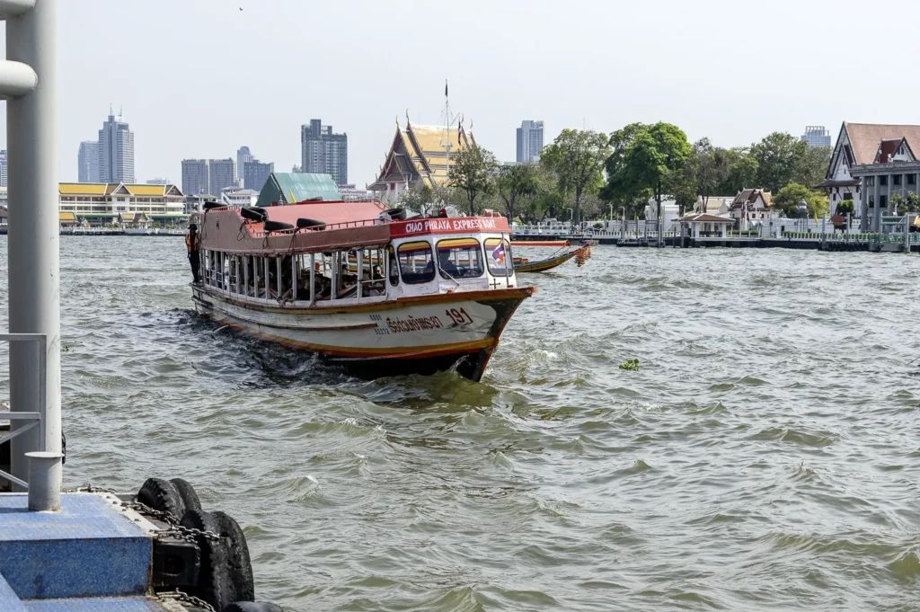 Bangkok, Flussfahrt Chao Phraya