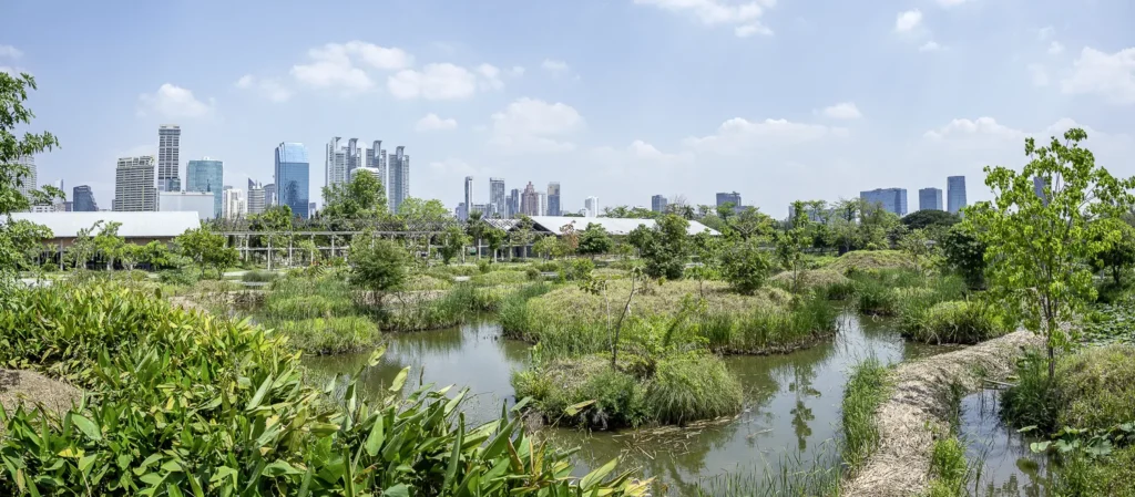 Bangkok, Benchakitti Park