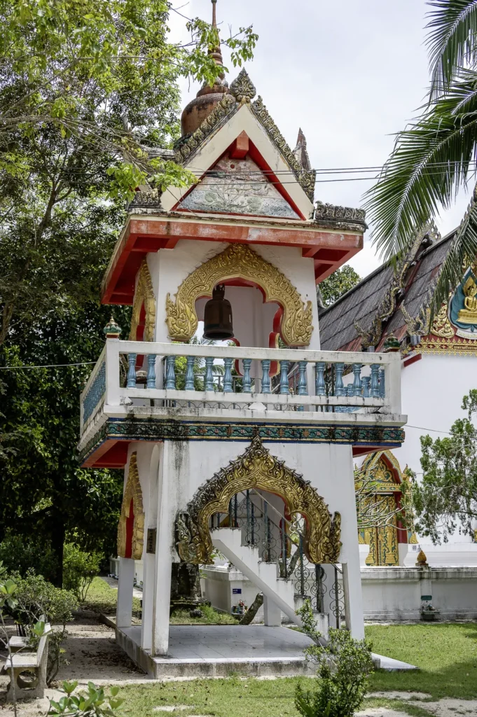 Koh Phangan, Roller Route Thong Nai Pan & Than Sadet, Wat Pho